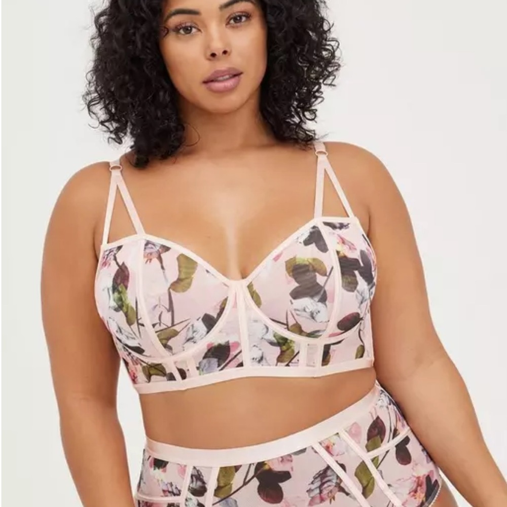 Torrid Dreamweave Rose Floral Print Mesh Underwire Bra - Pink and Multi - Picture 5 of 5